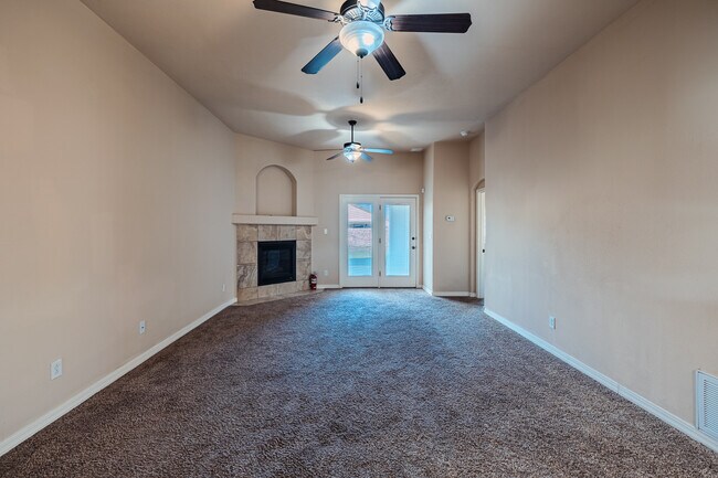 Building Photo - 14381 Alma Point Dr