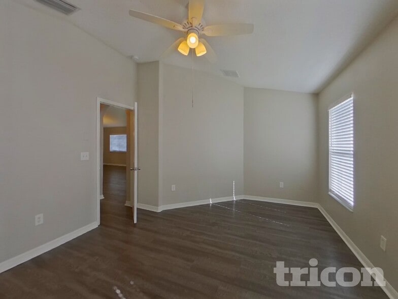 Building Photo - 31420 Triborough Dr