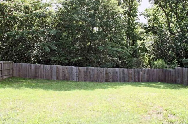 Back Yard 1 - 2615 Pine Crest Dr