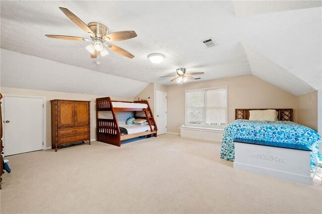 Building Photo - 210 Timber Laurel Ct