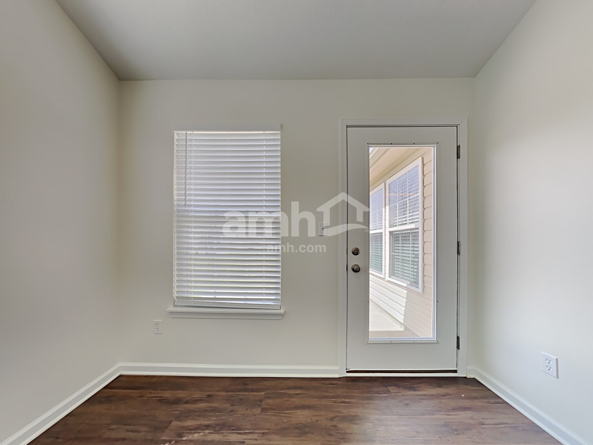 Building Photo - 6917 Merryhill Dr