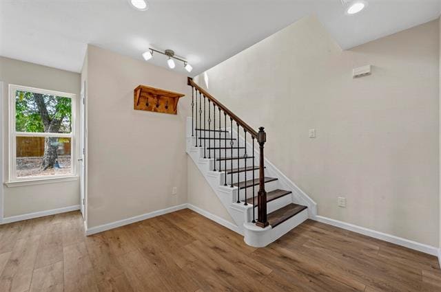 Building Photo - 2602 W Clarendon Dr