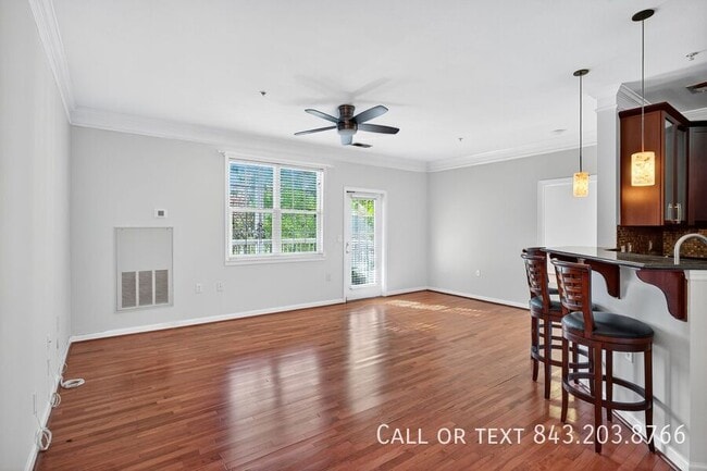 Building Photo - 1589 Cambridge Lakes Dr