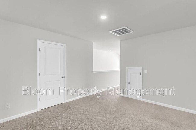 Building Photo - 151 Morning Vw Wy