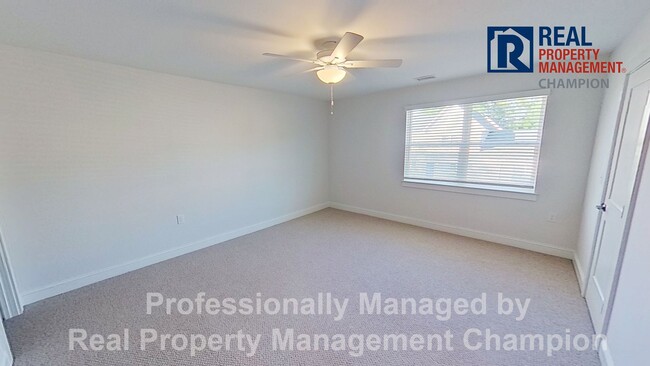 Building Photo - Newly Constructed Luxury Townhomes in Porters Neck