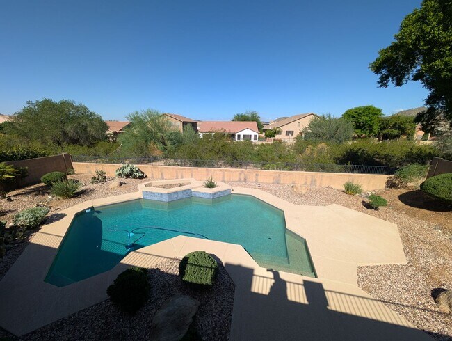 Building Photo - 4 Bedroom 2.5 Bath With Private Pool