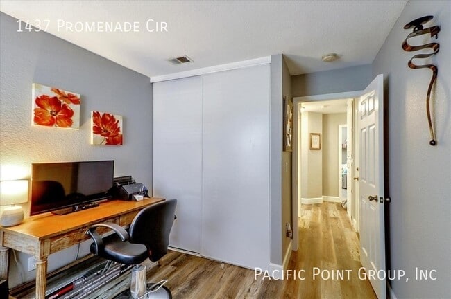 Building Photo - 1437 Promenade Cir