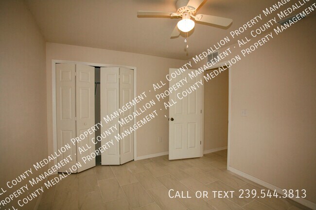 Building Photo - 1309 SE 8th Pl