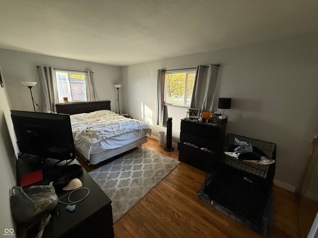 Building Photo - 8667 N Ricks Dr E