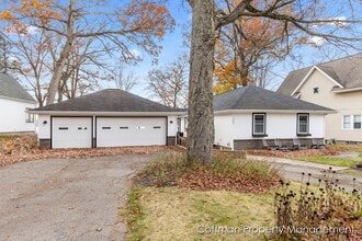Building Photo - 7293 Davies Dr NE
