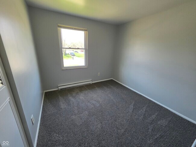 Building Photo - 3829 Biscayne Rd