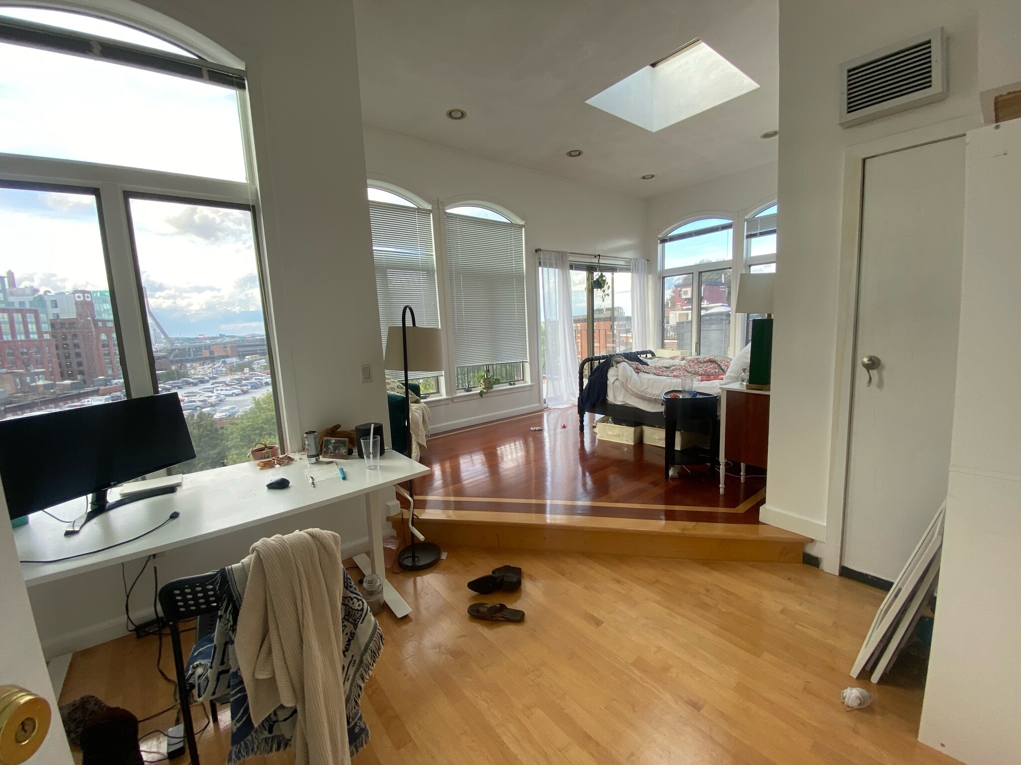 Building Photo - 21 Snow Hill St