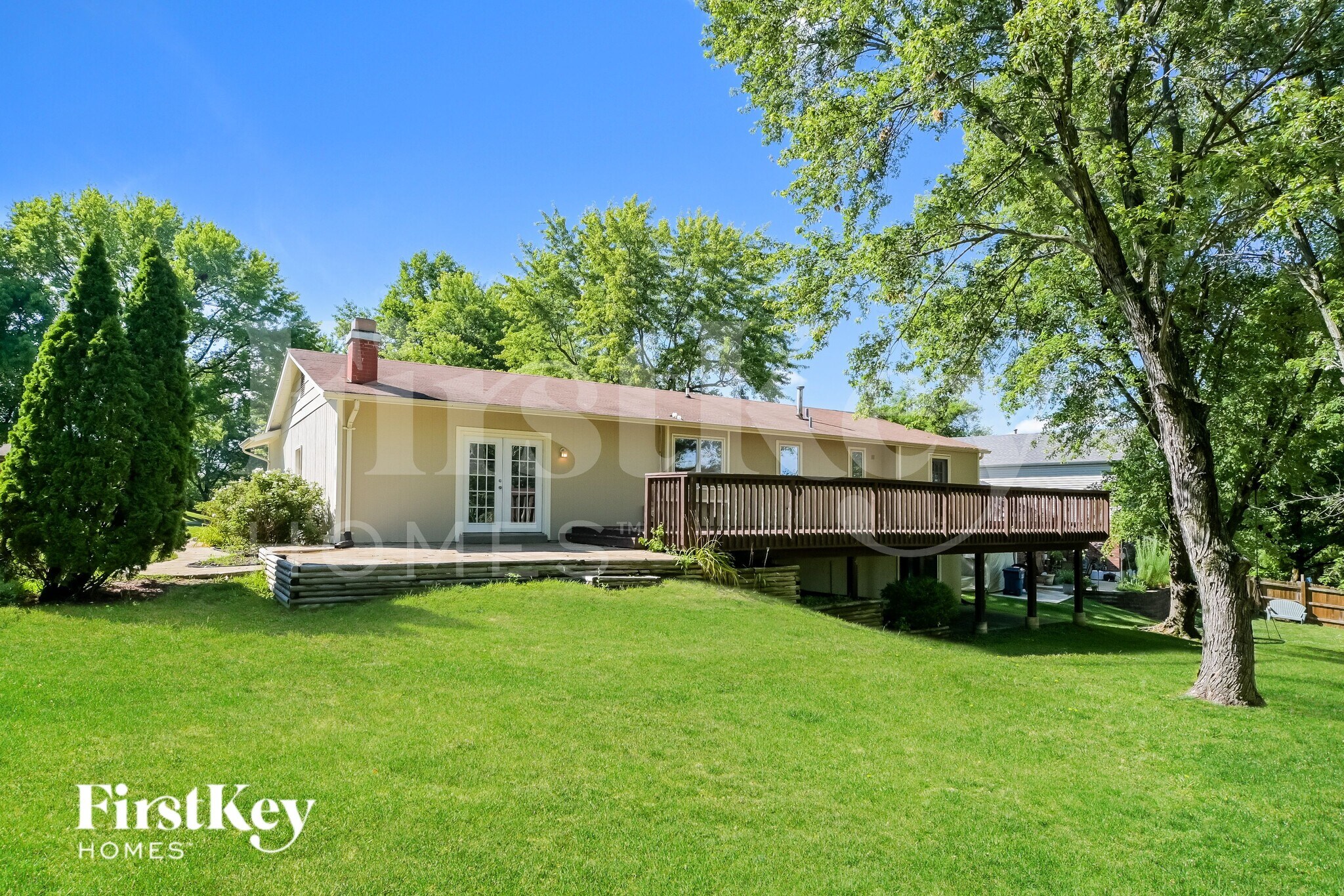 Building Photo - 382 Beaver Lake Dr