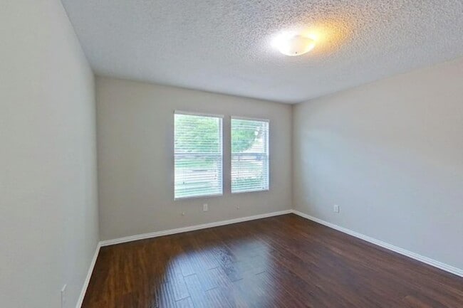 Building Photo - 707 Gunters Mtn Ln