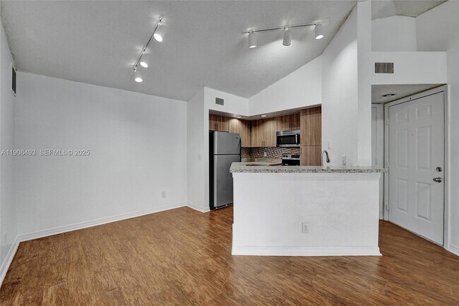 Building Photo - 417 Vista Isles Dr