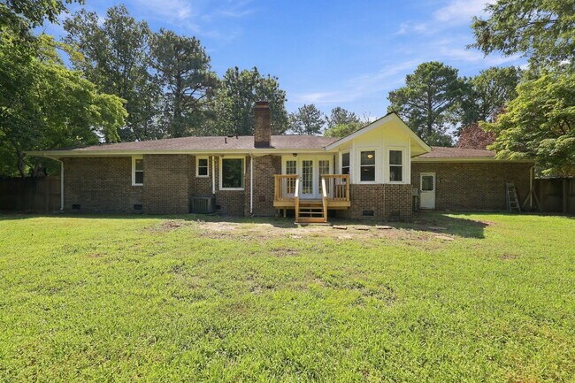 Building Photo - 2260 Indian River Rd