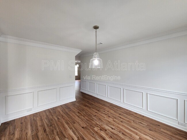 Building Photo - 2551 Wrangler Dr