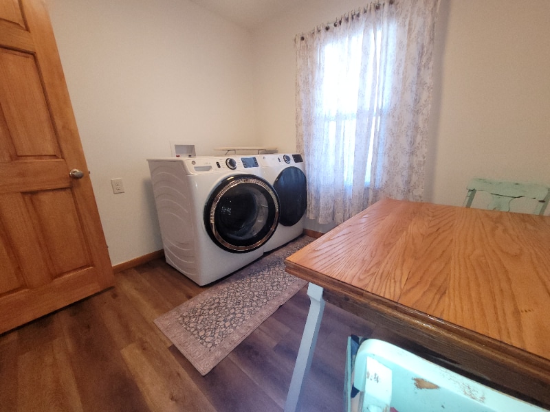 Building Photo - 1203 N Main St