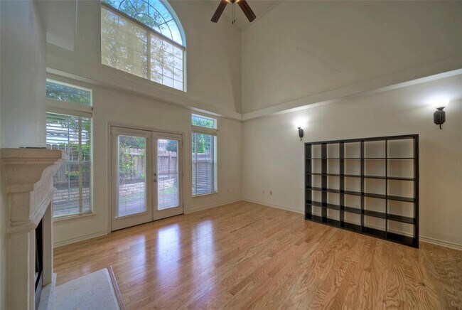 Building Photo - 12289 Mulligan Glen Ct