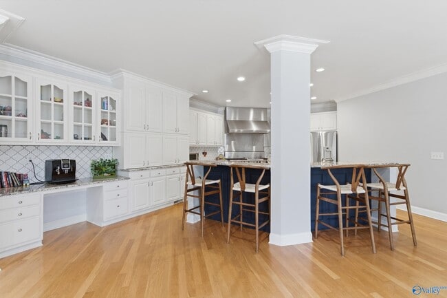 Building Photo - 2704 Hampton Cove Way SE