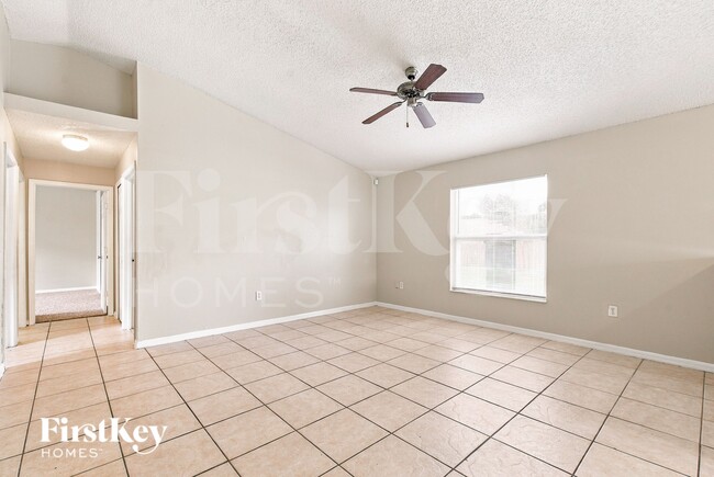 Building Photo - 6505 Viewpoint Ct