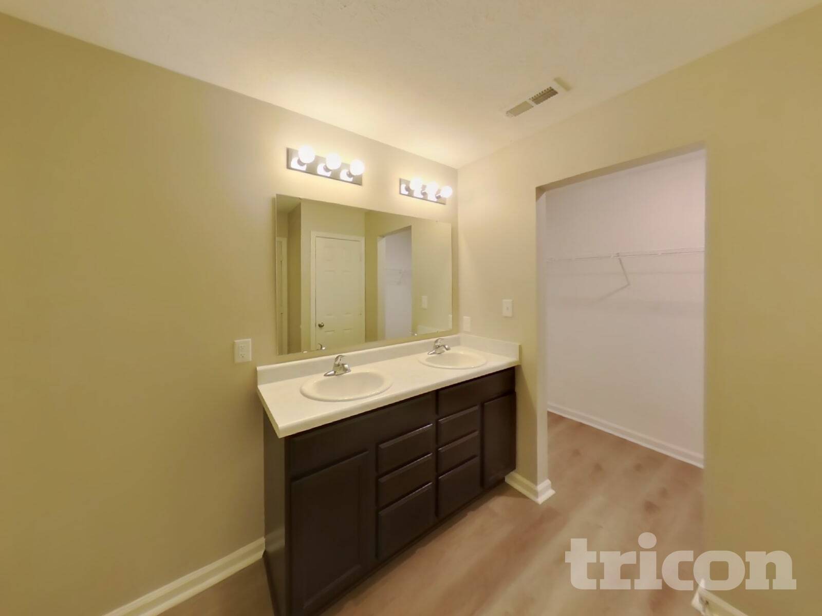 Building Photo - 12105 Fall Ct