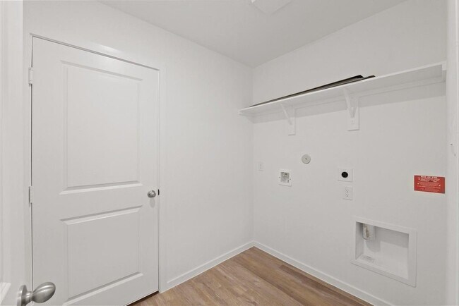 Building Photo - 40847 Hawthorne Glades St