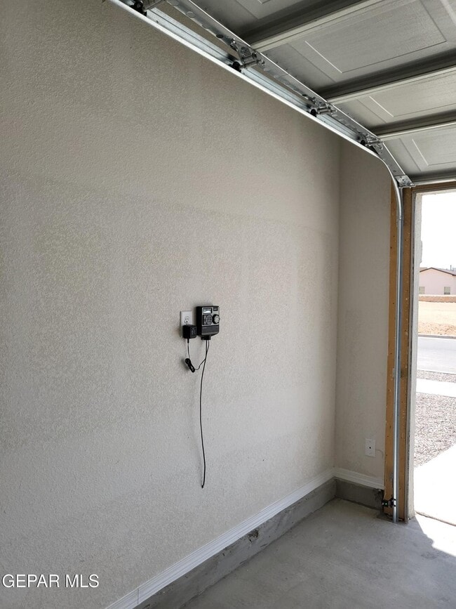 Building Photo - 15137 Ambition Ave