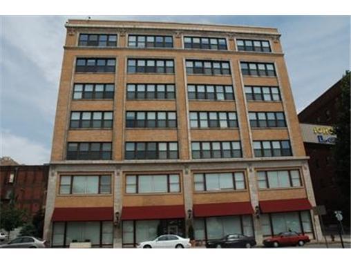 Building Photo - 1535 Walnut St