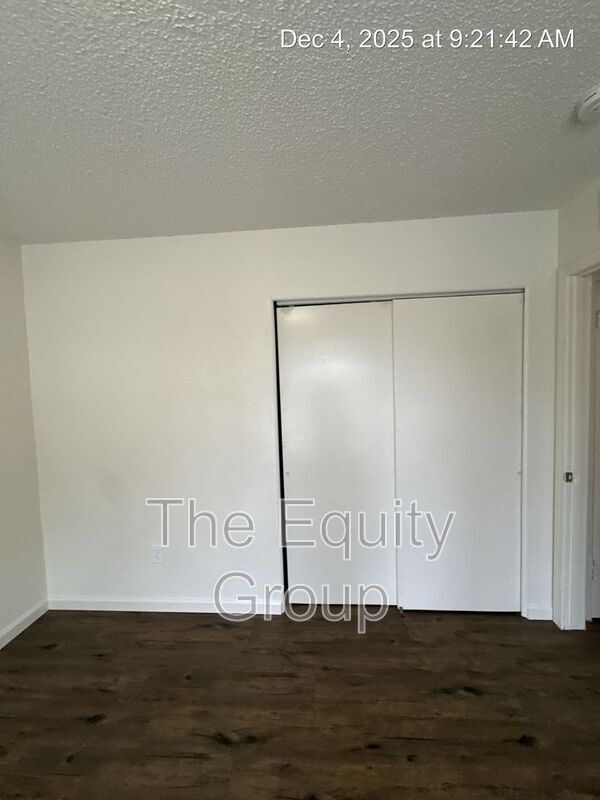 Building Photo - 524 S Encina St