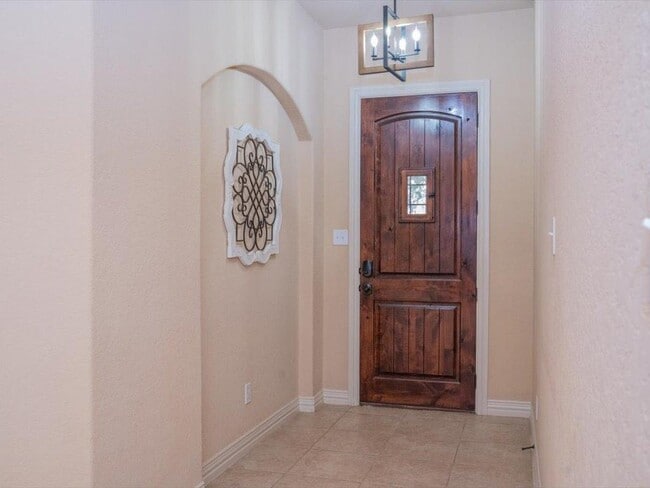 Building Photo - 26618 Camden Chase