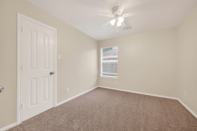 Building Photo - 22938 Sugar Bear Dr