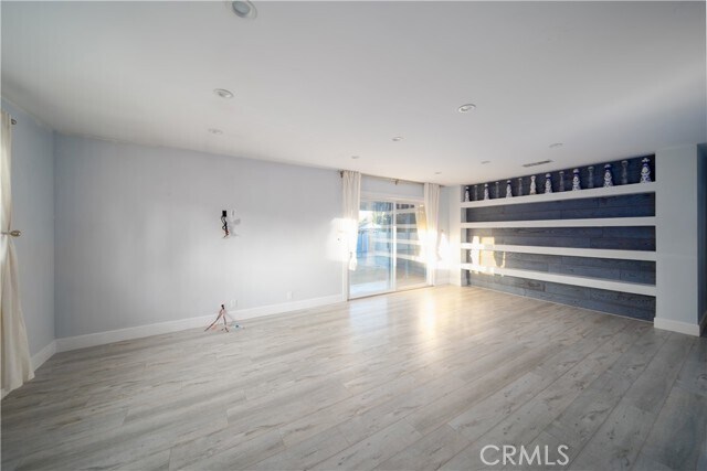 Building Photo - 22149 Victory Blvd