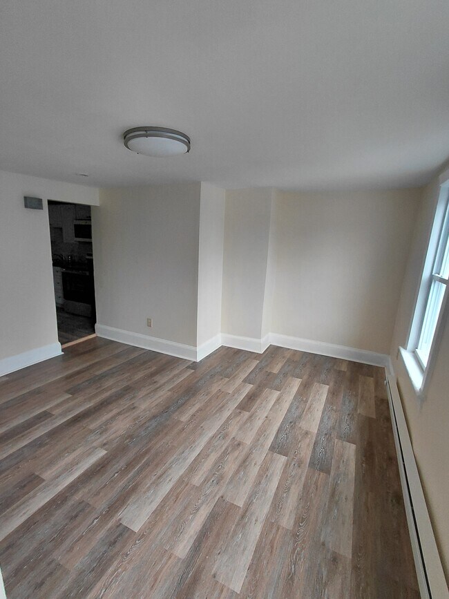 Building Photo - South Main Apartments