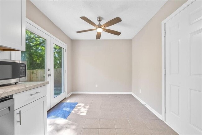 Building Photo - 4266 Cabretta Dr