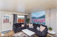 Building Photo - 76th Ave Duplex