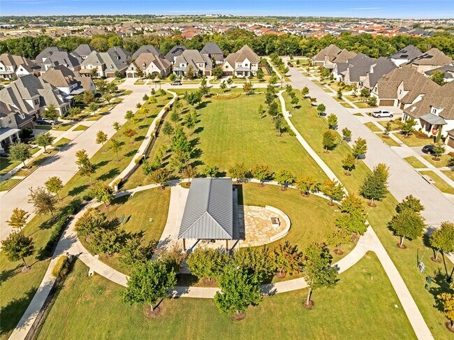 Building Photo - 9694 Brackenfield Ln