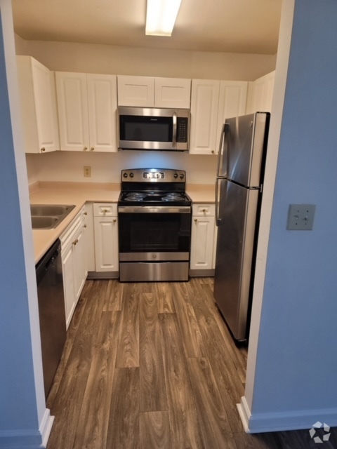Building Photo - 33 Hamiltons Harbor Dr