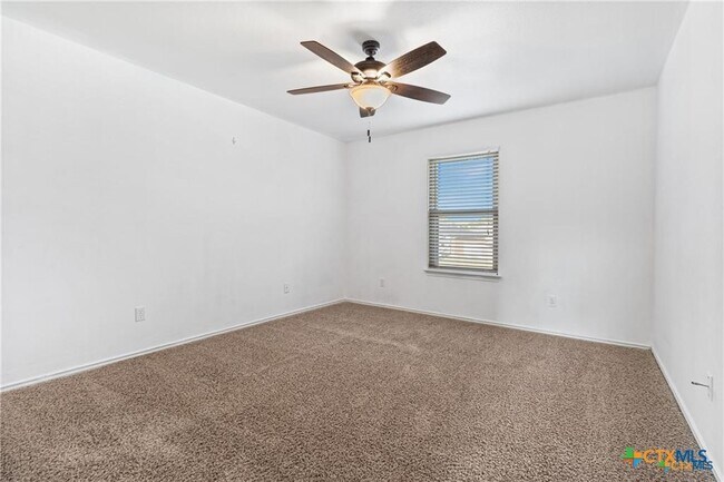 Building Photo - 1112 Katelyn Cir