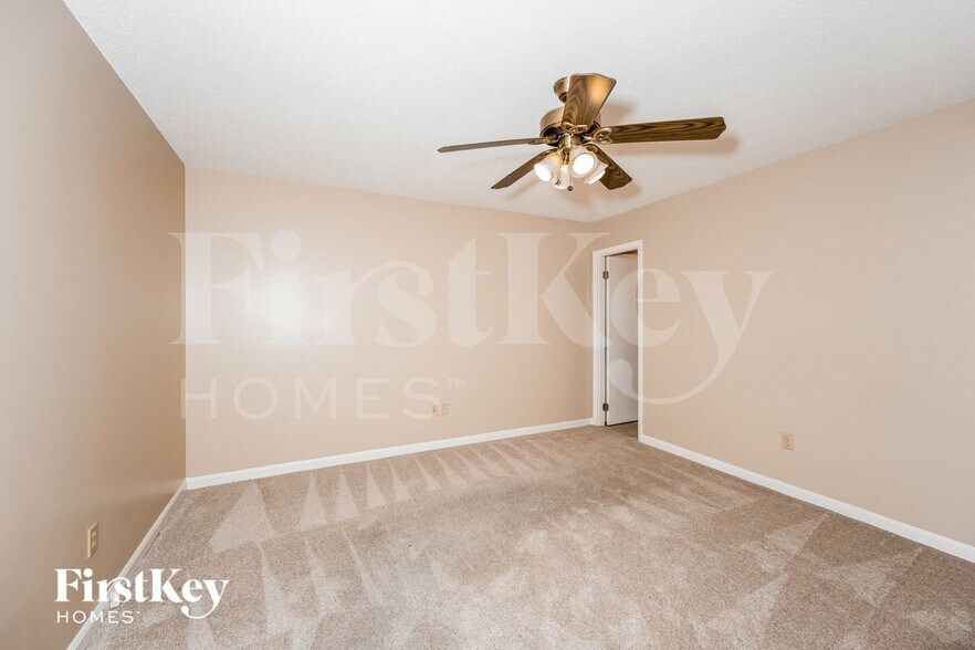 Building Photo - 6 Varin Way