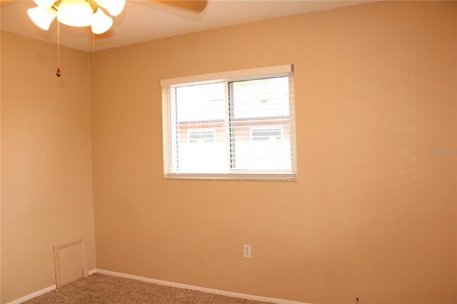 Building Photo - 4215 18th Ave Dr W