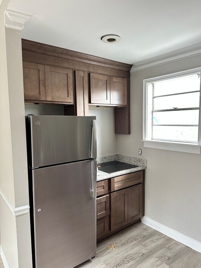 Building Photo - 4118 Iberville St