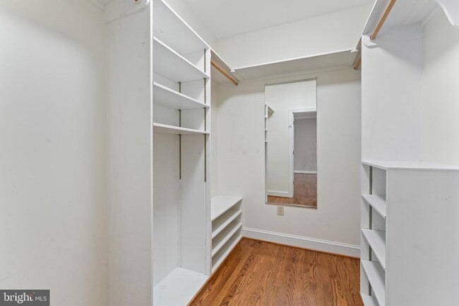 Building Photo - 8237 Hickory Dr