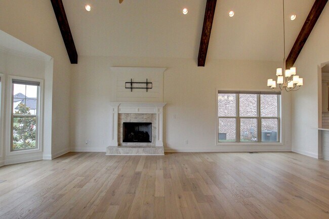 Building Photo - Custom Build in Sango.  Wow Factor