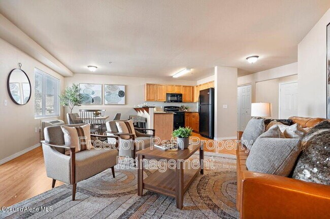 Building Photo - 310 N Promenade Loop