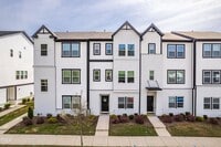 Building Photo - 413 Diversity Wy