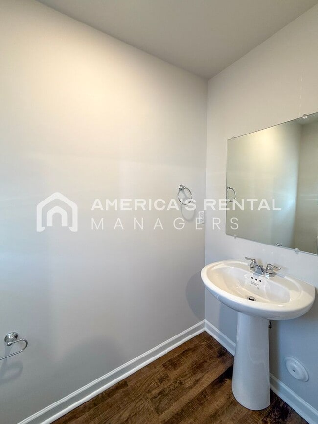 Building Photo - 96 River Grass Dr
