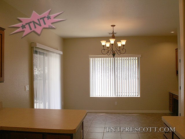 Building Photo - House in Willow Hills HOA