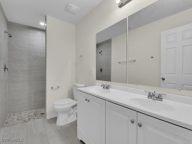 Building Photo - 1515 SW 48th Terrace