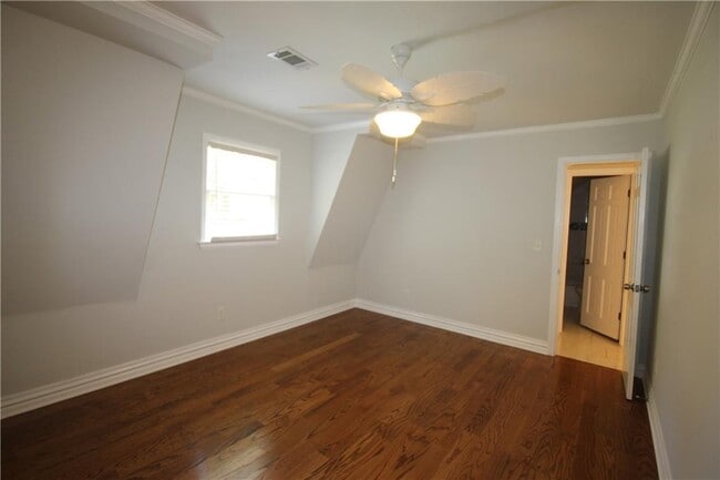 Building Photo - 3212 Topaz Ln SW